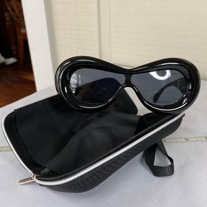 Black balloon style trendy fashion sunglasses